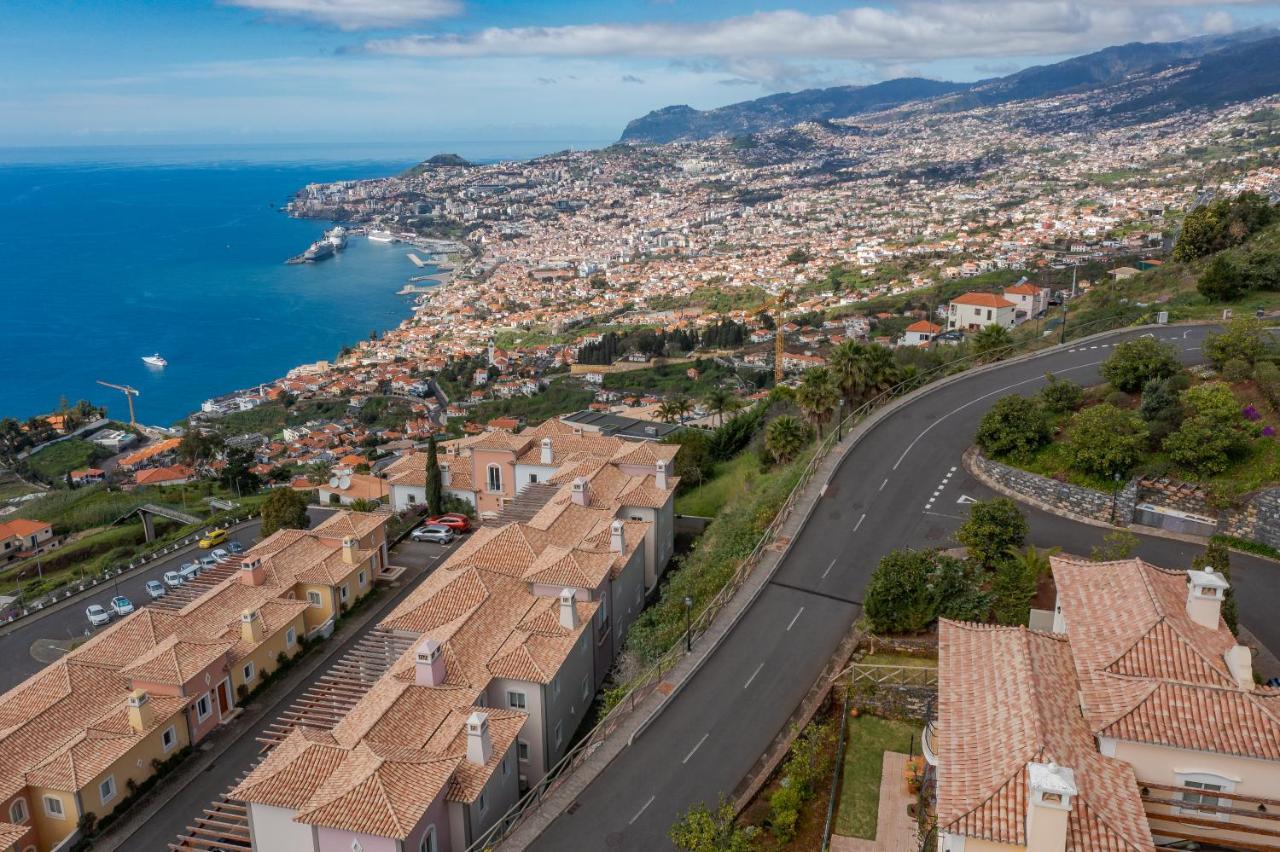 Villa Bougainvillea Palheiro Village By Hr Madeira Funchal  Exterior photo